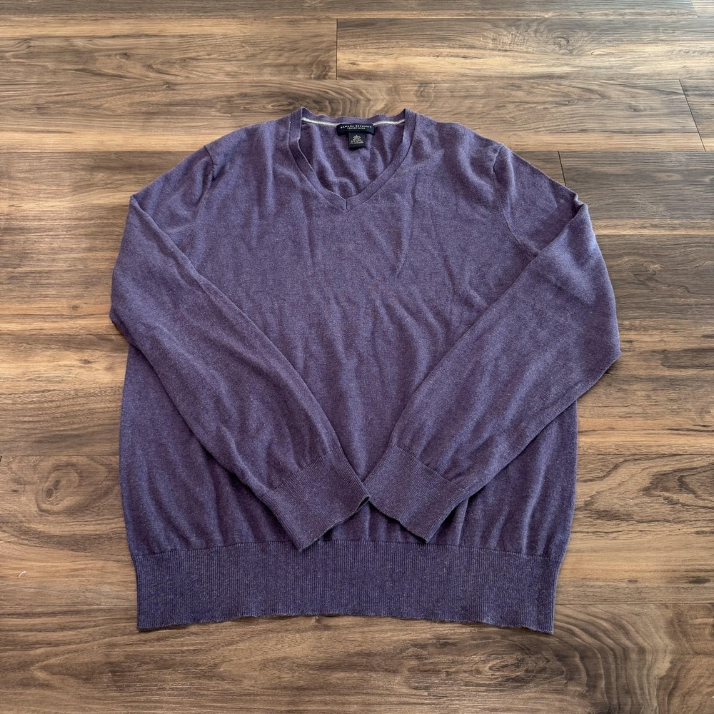 Banana Republic Sweater Mens Large Purple Silk Cashmere V Neck Lightweight Knit